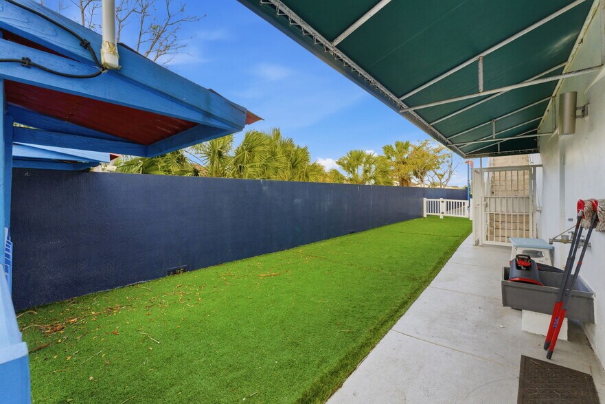 More Photos Of 6545 NW 169th St, Hialeah Medical For Sale