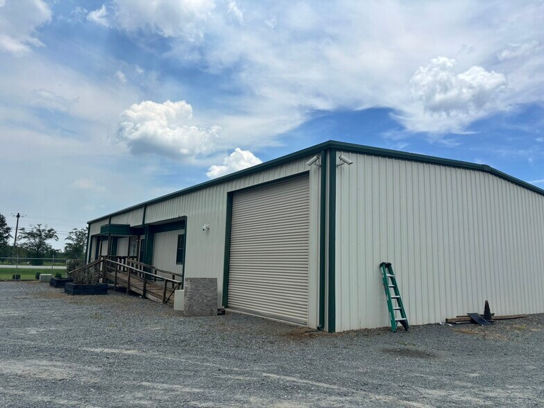 More Photos Of 19300 Valdosta Hwy, Valdosta Distribution For Lease