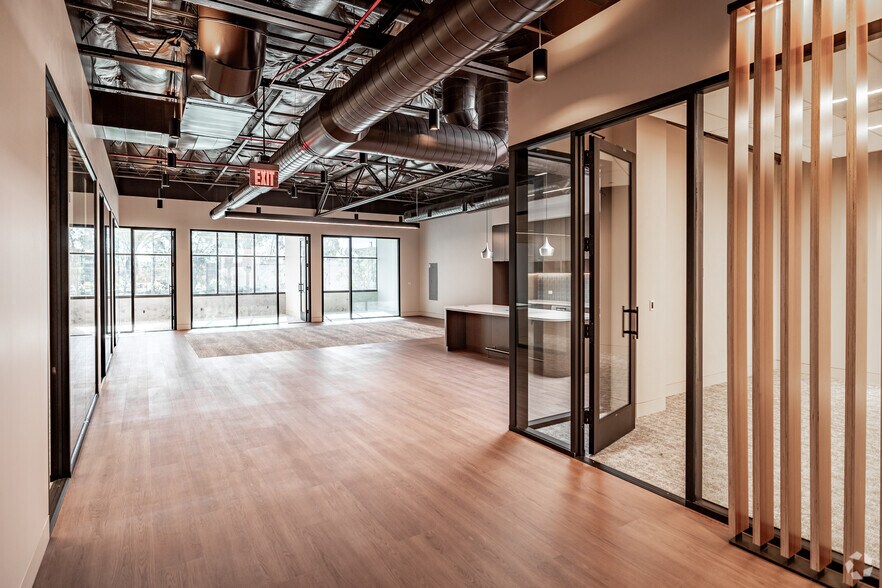 More Photos Of 200 E Baker St, Costa Mesa Loft Creative Space For Sale