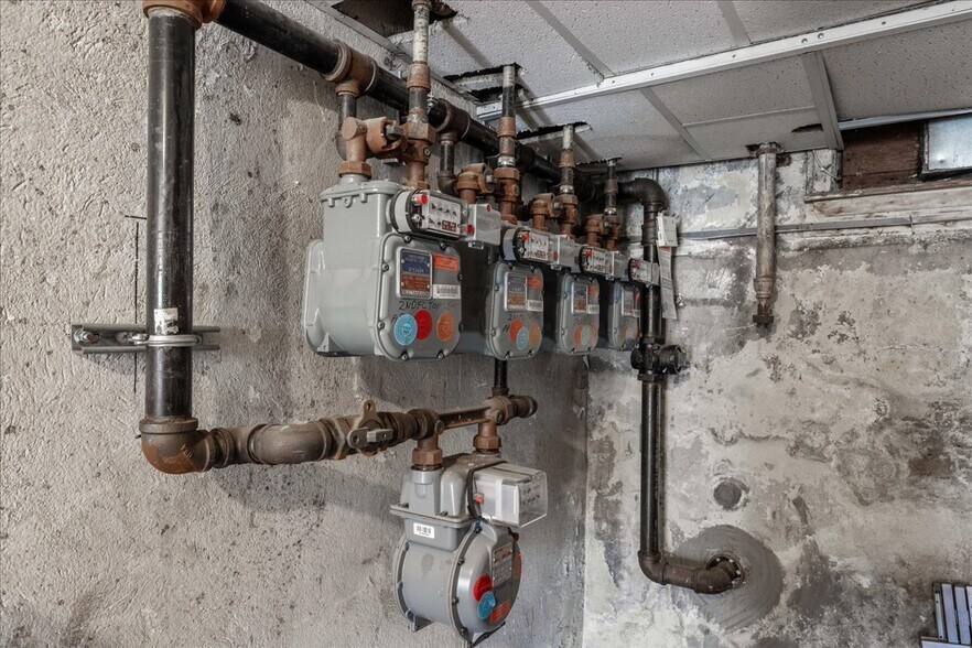 More Photos Of 49 LAKE St, West Harrison Restaurant For Sale