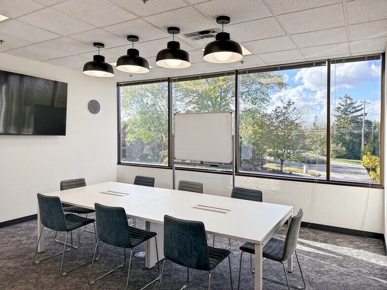More Photos Of 6397 Emerald Pky, Dublin Coworking Space