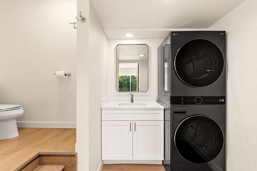 More Photos Of 14643 8th Ave SW, Burien Apartments For Sale