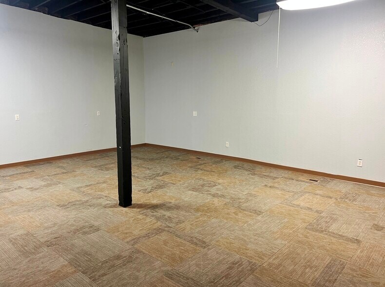More Photos Of 411 Front St, Brainerd Office For Lease