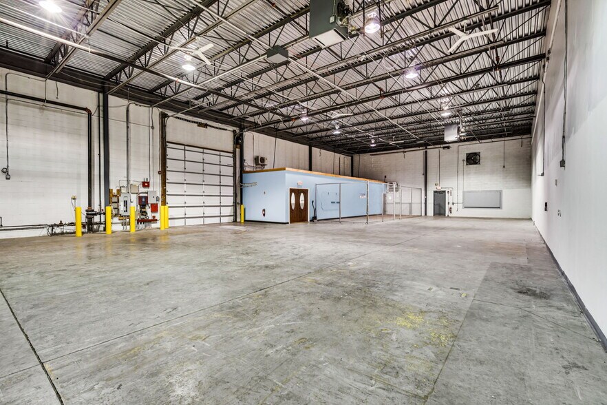 Primary Photo Of 35 Mill Street Central, Marlborough Warehouse For Lease