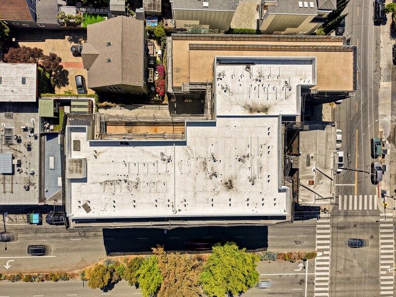More Photos Of 387 40th St, Oakland Apartments For Sale