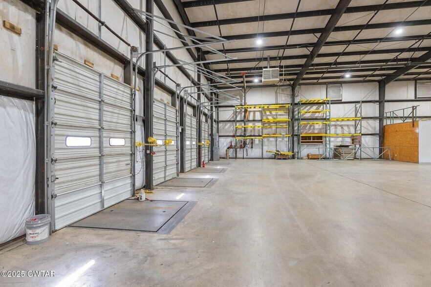 More Photos Of 288 Elliot Power Dr, Lexington Industrial For Sale