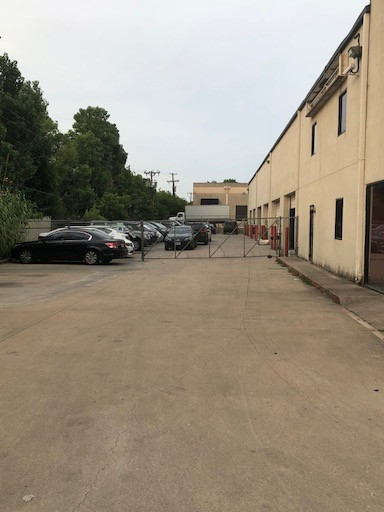 More Photos Of 16304 Midway Rd, Addison Service For Sale