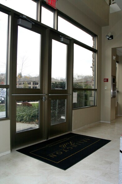More Photos Of 5001 Horizons Dr, Columbus Medical For Lease