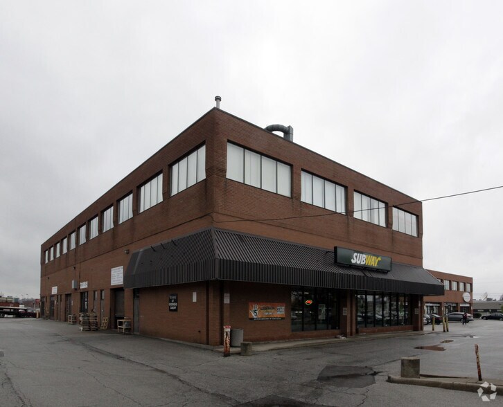 More Photos Of 5109 Steeles Ave W, Toronto Flex For Lease