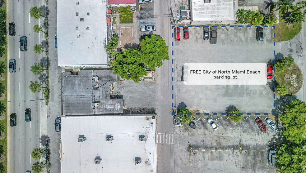 More Photos Of 1420-1422 NE 163rd St, North Miami Beach General Retail For Sale