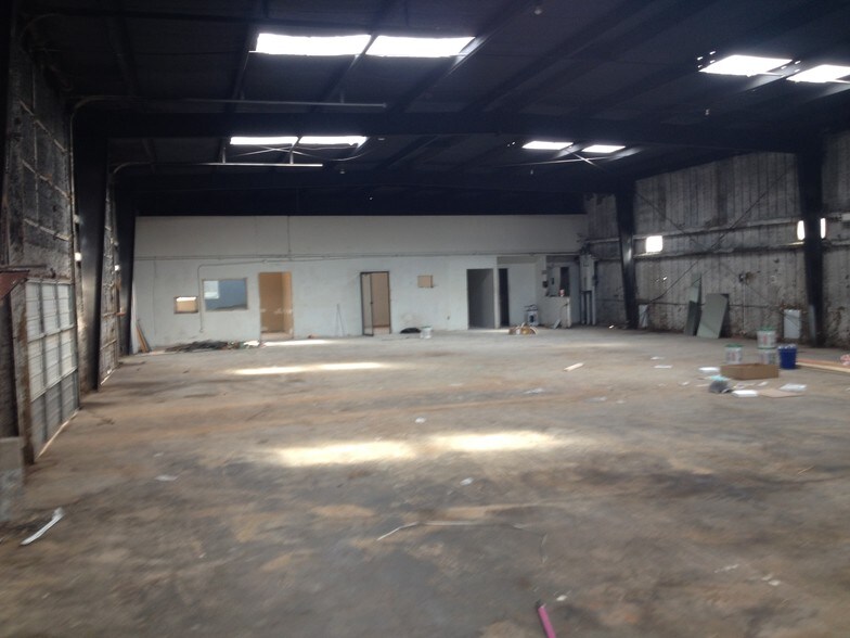 More Photos Of 2895 E US Highway 80, Abilene Warehouse For Lease