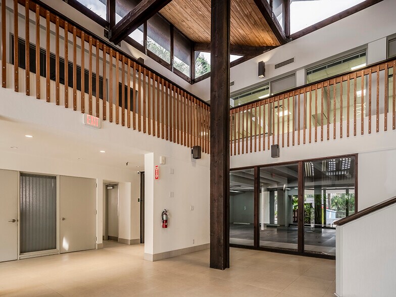 More Photos Of 3200 NE 14th Street Cswy, Pompano Beach Office For Sale