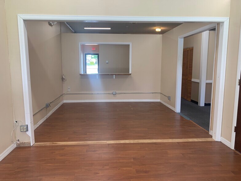 More Photos Of 1501 Ridgewood Ave, Daytona Beach Office For Lease