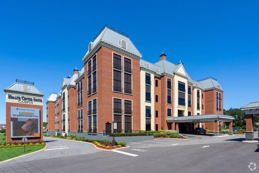 More Photos Of 2826 Ross Clark Cir, Dothan Medical For Lease