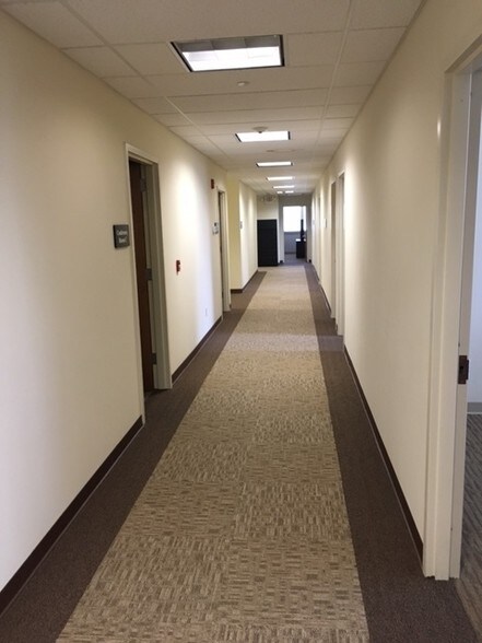 More Photos Of 135 Bedford Rd, Armonk Medical For Lease