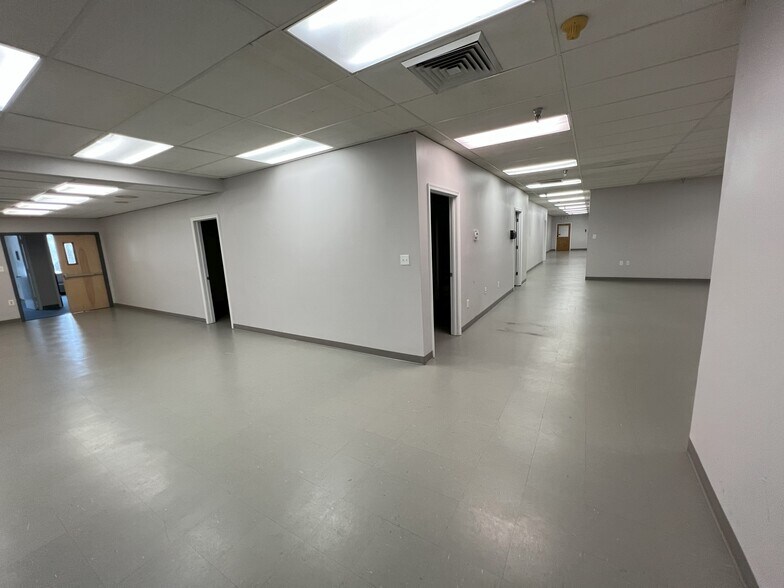 More Photos Of 3706 Crondall Ln, Owings Mills Flex For Lease