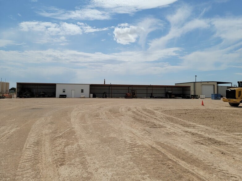 More Photos Of 6308 S County Road 1270, Midland Warehouse For Lease