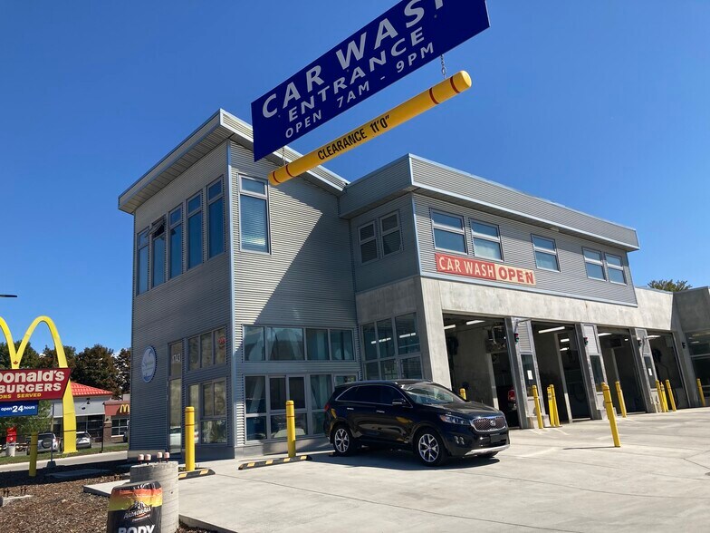 More Photos Of 1743 Trans Canada, Kamloops Carwash For Sale