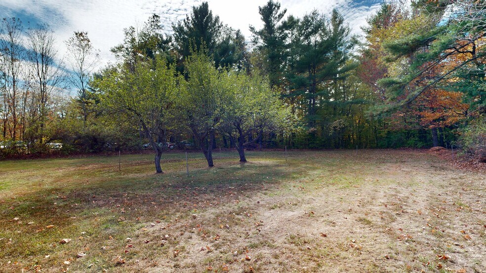 More Photos Of 48 S Main St, Andover General Retail For Sale