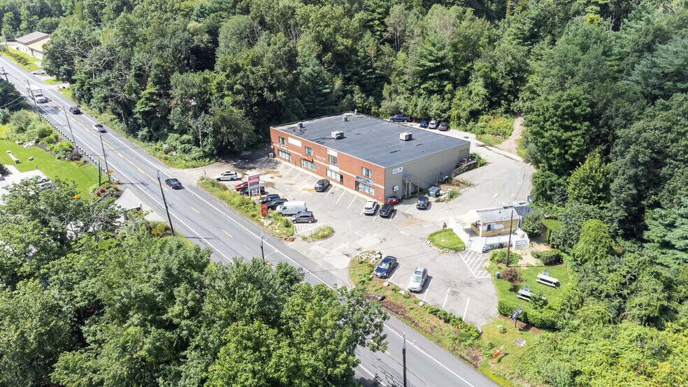 More Photos Of 116 Newburyport Tpke, Rowley Storefront Retail Office For Lease