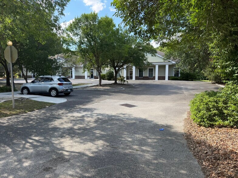 More Photos Of 1938 Charlie Hall Blvd, Charleston Medical For Sale