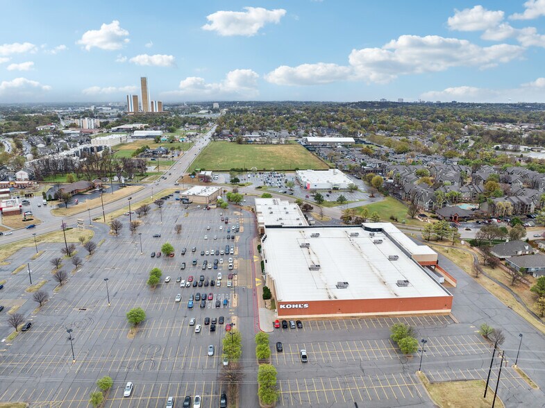 More Photos Of 9595 S Delaware Ave, Tulsa Unknown For Lease