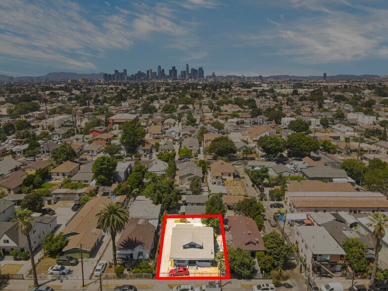 More Photos Of 1253 E 46th St, Los Angeles Apartments For Sale