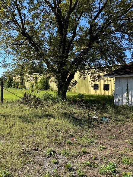 More Photos Of 201 N First, West Helena Manufacturing For Sale