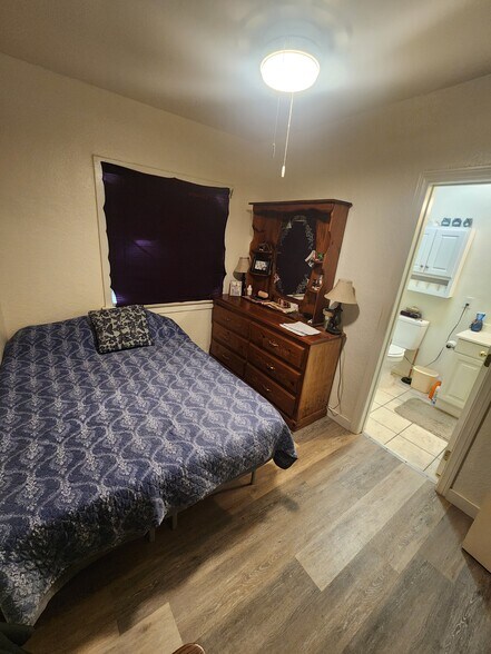 More Photos Of 476 H St, Brawley Apartments For Sale