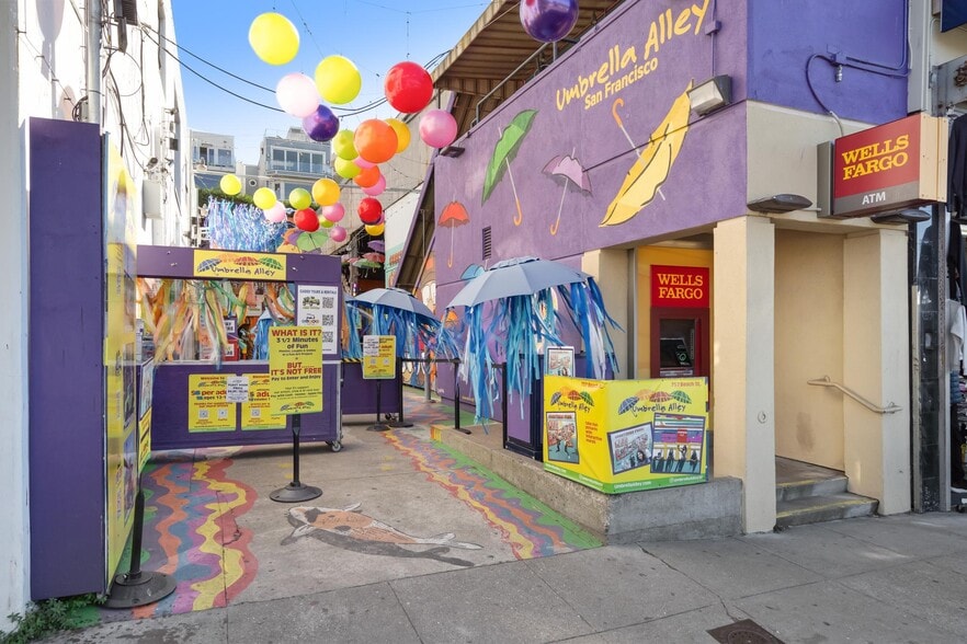 More Photos Of 757 Beach St, San Francisco Storefront Retail Office For Sale