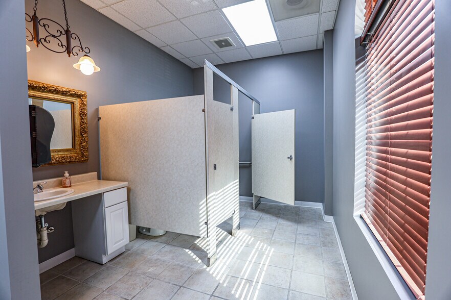 More Photos Of , Paducah Unknown For Sale