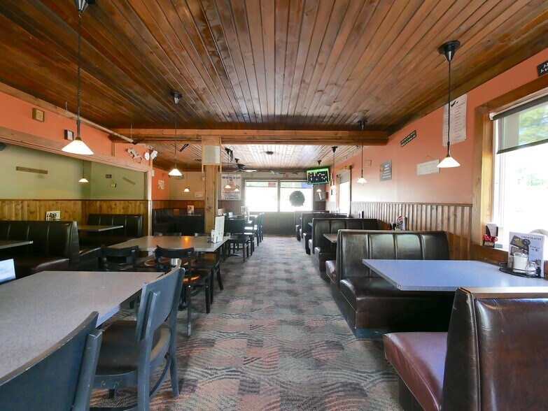 More Photos Of 56721 Ferry Landing Rd, Shadyside Shelter For Sale