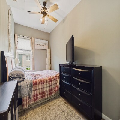 More Photos Of 878-880 Broadway, Bayonne General Retail For Sale