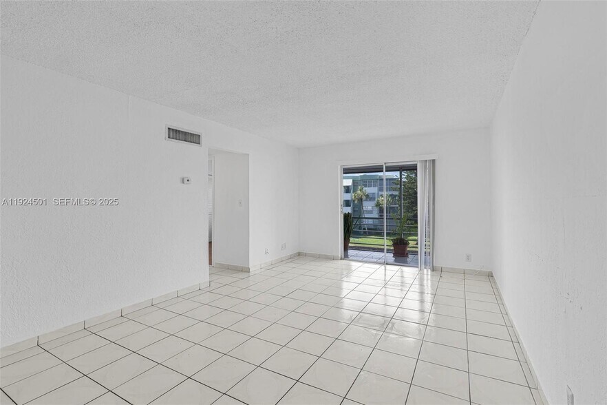 More Photos Of 2775 Taft St, Hollywood Apartments For Sale