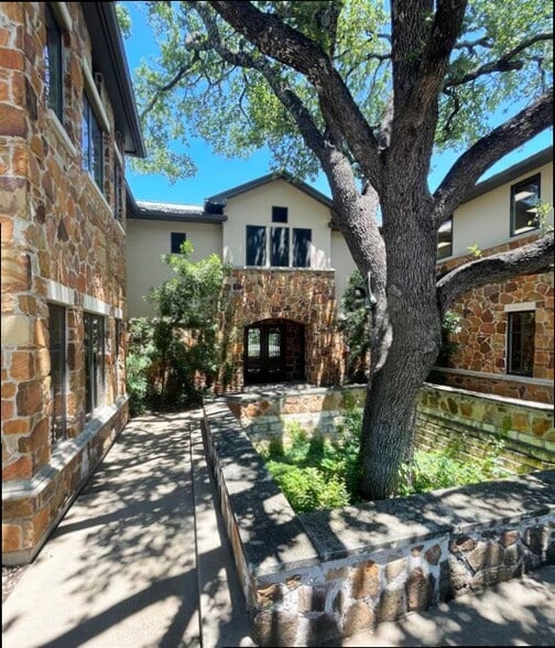 More Photos Of 4810 Spicewood Springs Rd, Austin Medical For Sale