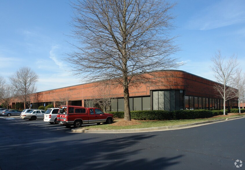 More Photos Of 4365 River Green Pky, Duluth Flex For Lease