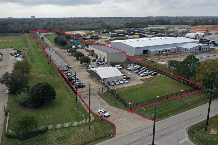 Primary Photo Of 17125 Groeschke Rd, Houston Warehouse For Lease