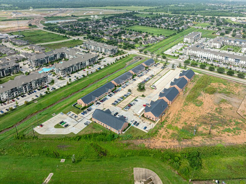 More Photos Of 7103 S Peek Rd, Richmond Medical For Sale