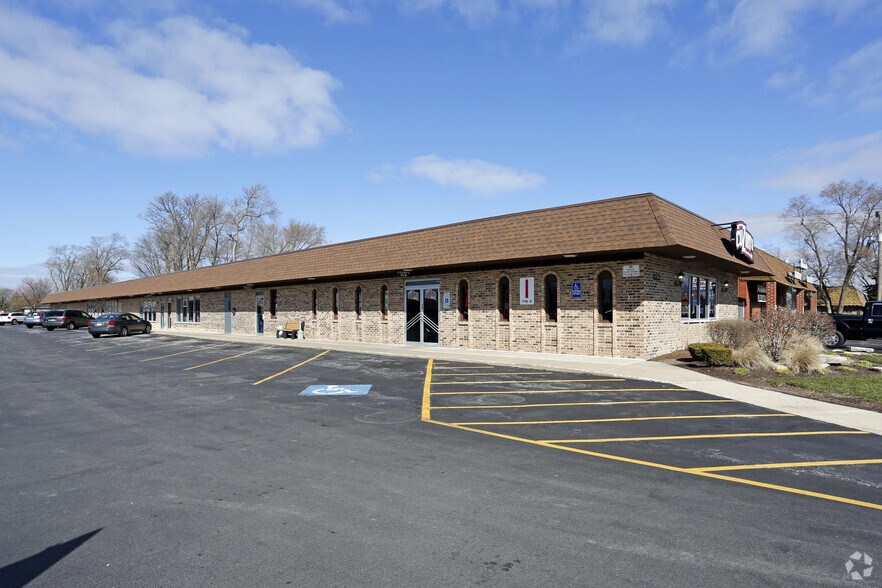 Primary Photo Of 17716 Oak Park Ave, Tinley Park Office For Sale