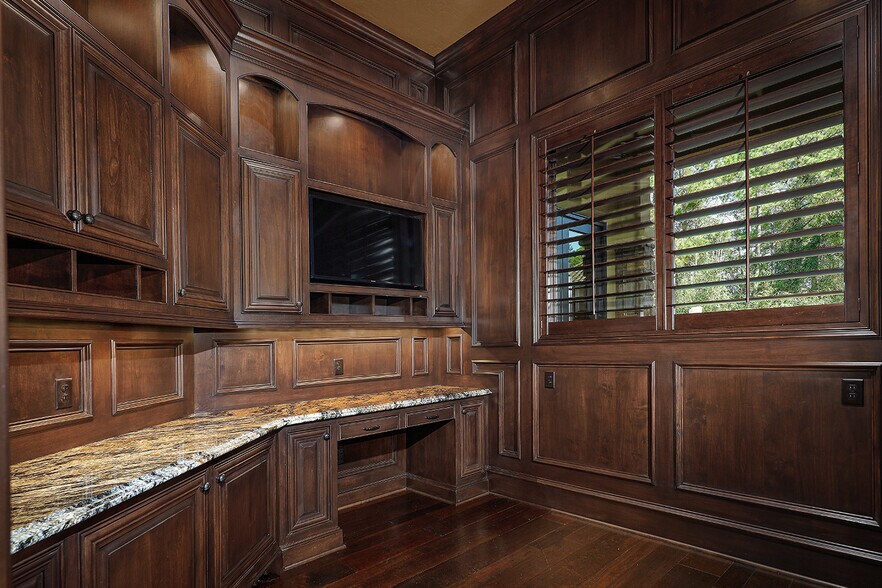 More Photos Of 28611 Blue Jack Ln, Magnolia Sports And Entertainment For Sale