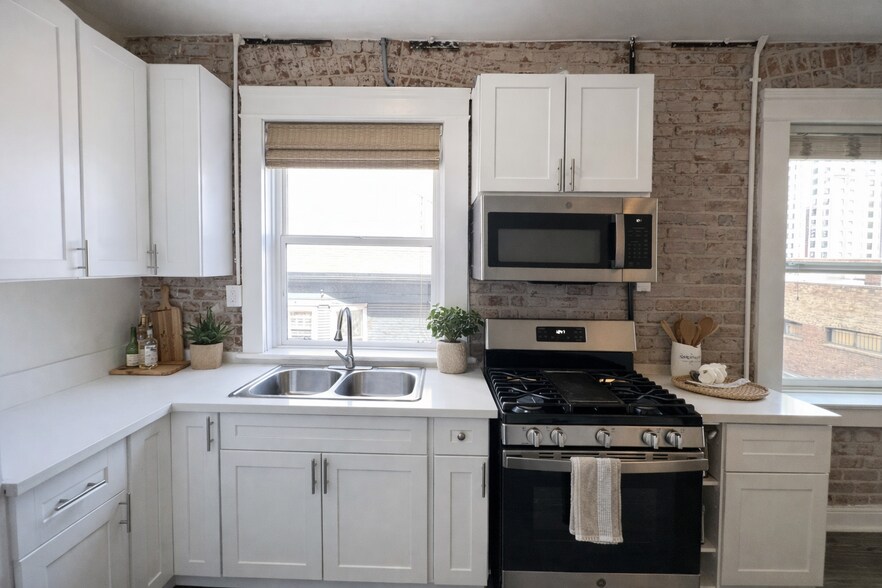 More Photos Of 722 Hartford Ave, Los Angeles Apartments For Sale