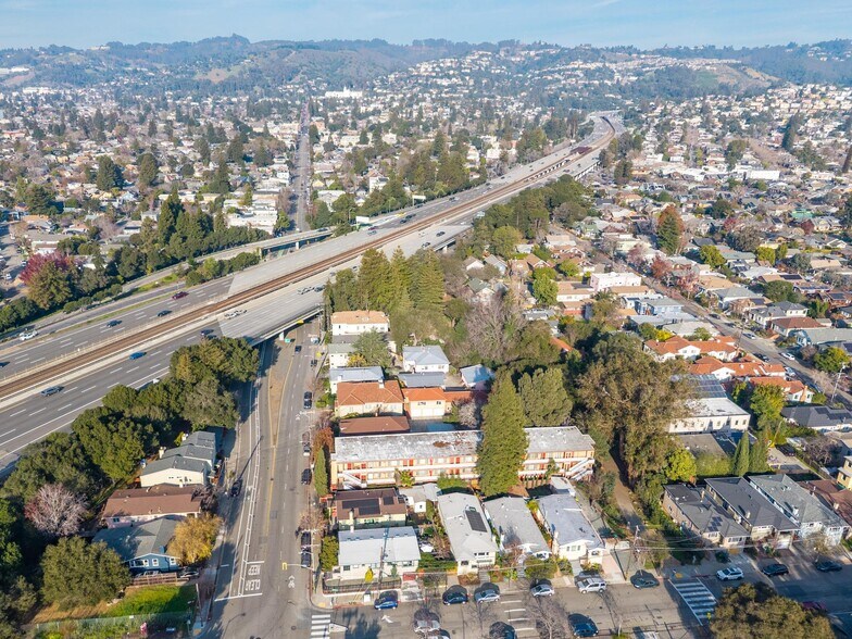 More Photos Of 5412 Claremont Ave, Oakland Apartments For Sale