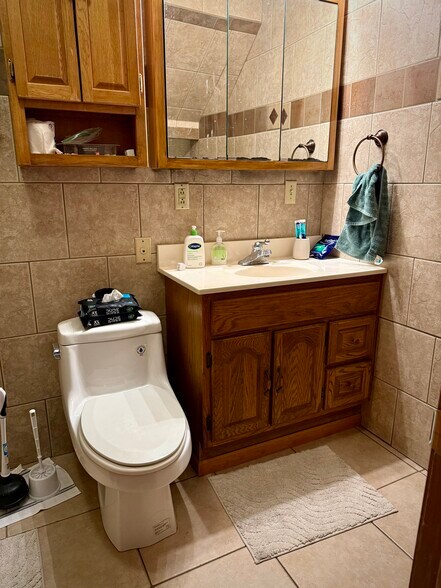 More Photos Of 11 Clinton Ave, Cortland Apartments For Sale