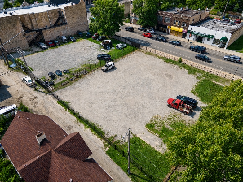 More Photos Of 6915 S Ashland Ave, Chicago General Retail For Sale