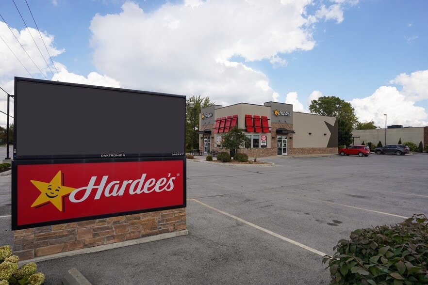 More Photos Of 2720 Maplecrest Rd, Fort Wayne Fast Food For Sale