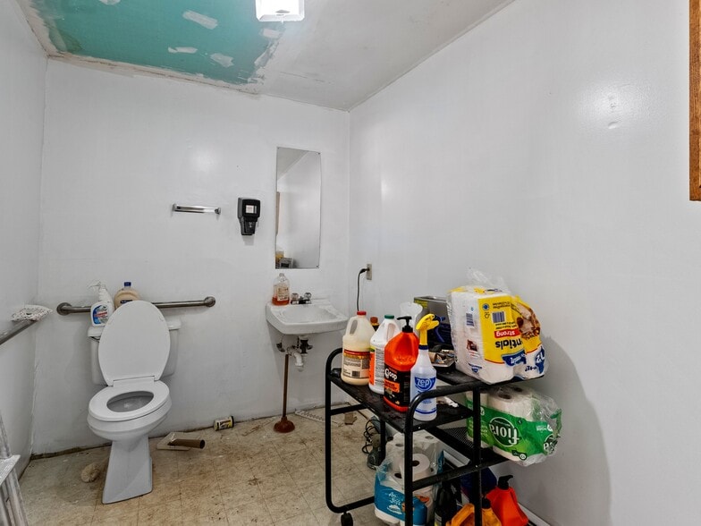 More Photos Of 1223 New York Ave, Sheboygan Industrial For Sale