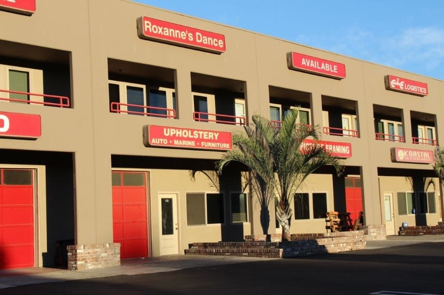 More Photos Of 27324 Camino Capistrano, Laguna Niguel Light Manufacturing For Lease