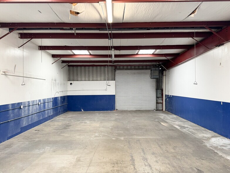 More Photos Of 2175 Bluebell Dr, Santa Rosa Warehouse For Lease