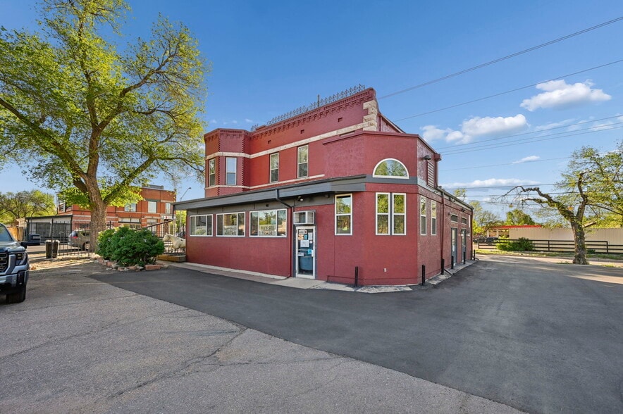 More Photos Of 2801 W Colorado Ave, Colorado Springs General Retail For Sale