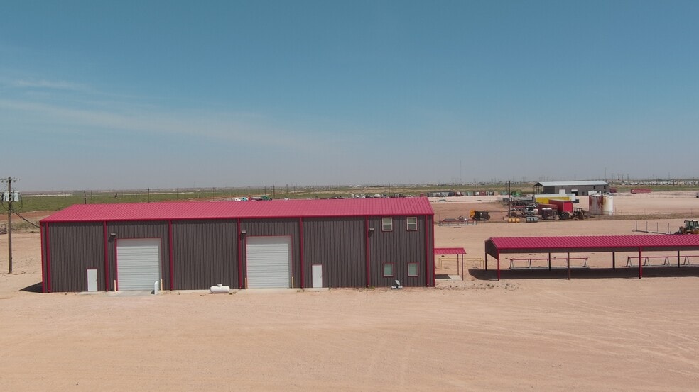More Photos Of 8211 E County Road 62, Midland Warehouse For Sale